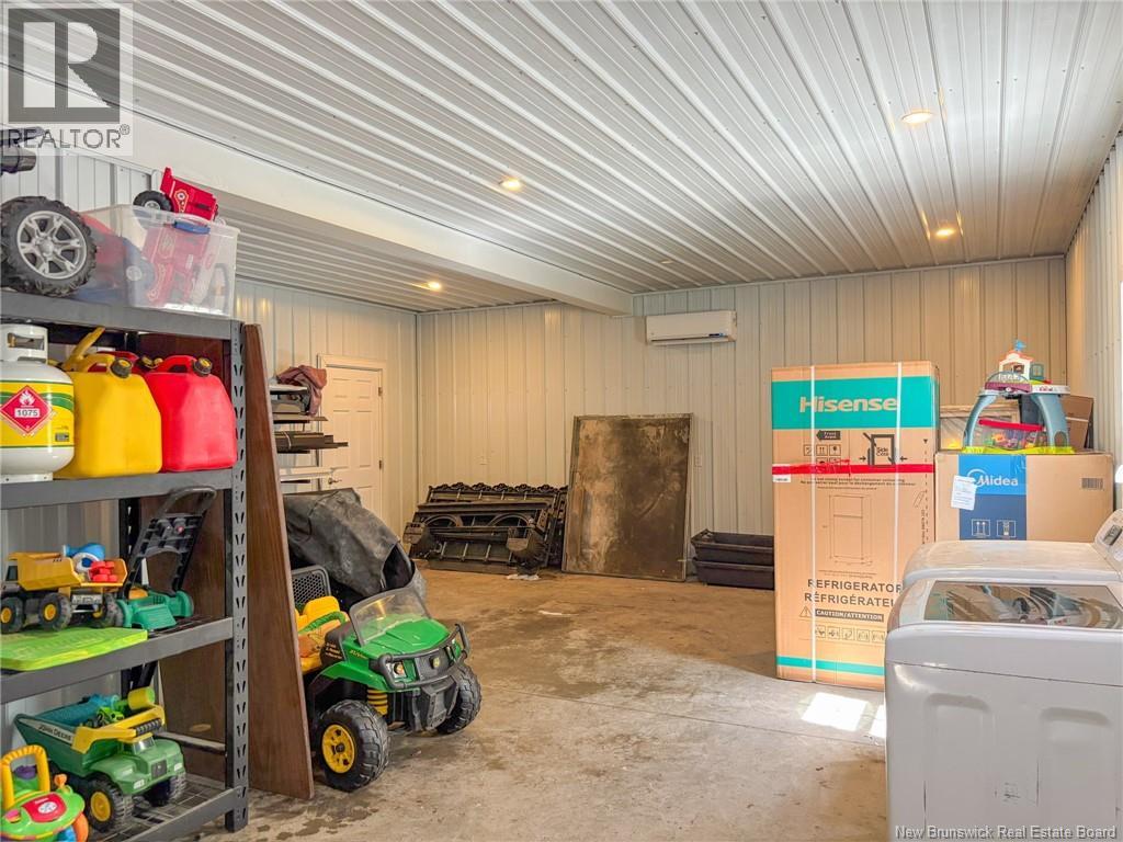 520 Wilmot Road - Image 41