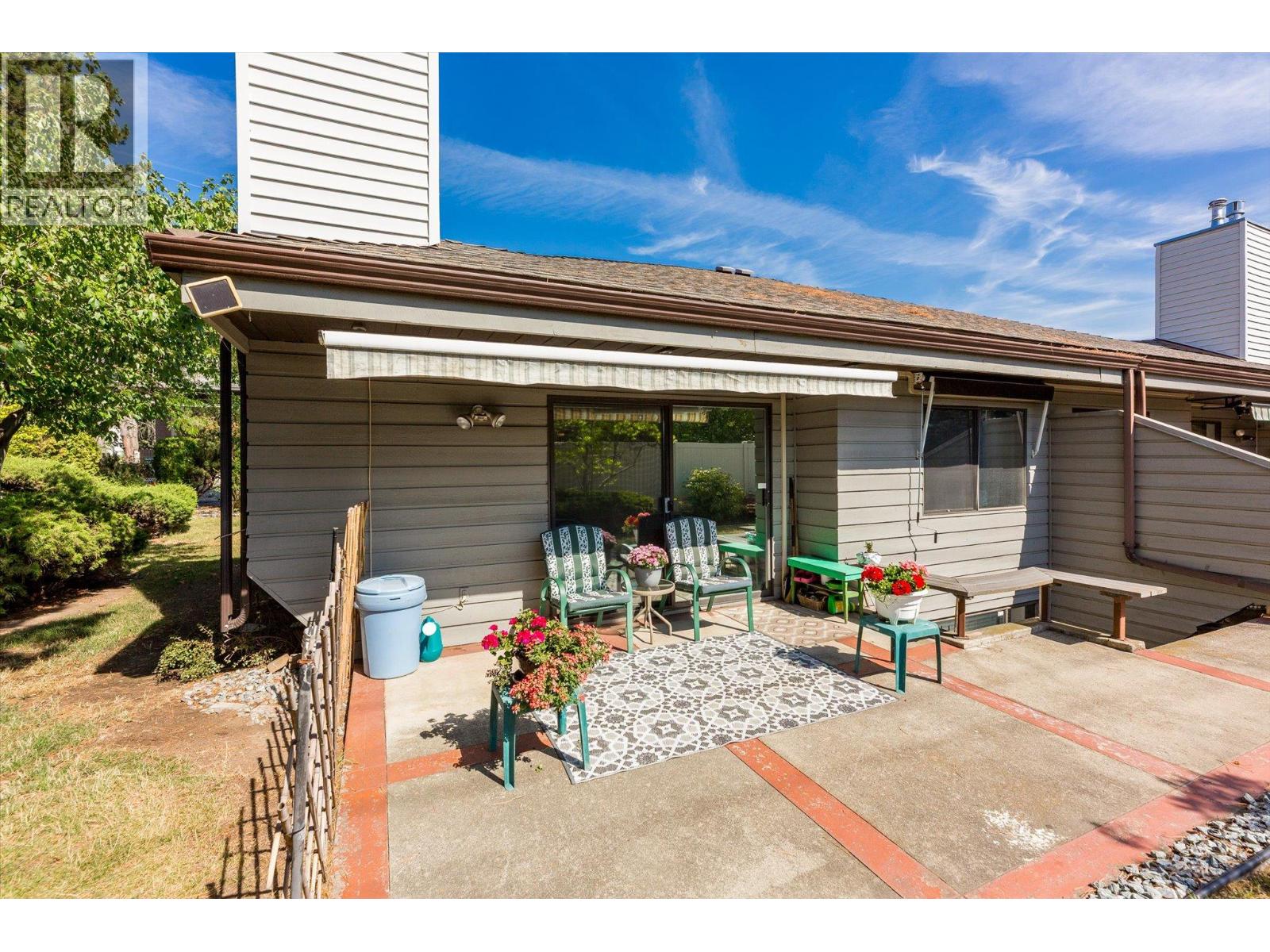 #201 1765 Leckie Road - 33