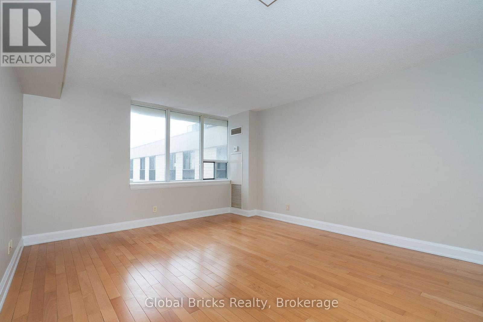 901- 2737 Keele Street, Toronto, ON photo 12