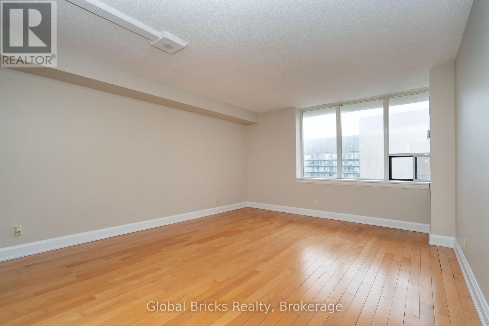 901- 2737 Keele Street, Toronto, ON photo 13