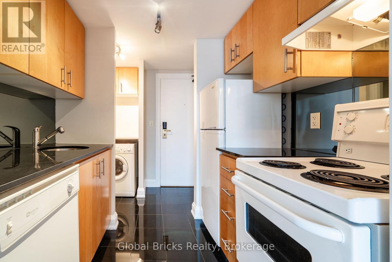 901- 2737 Keele Street, Toronto, ON photo 4
