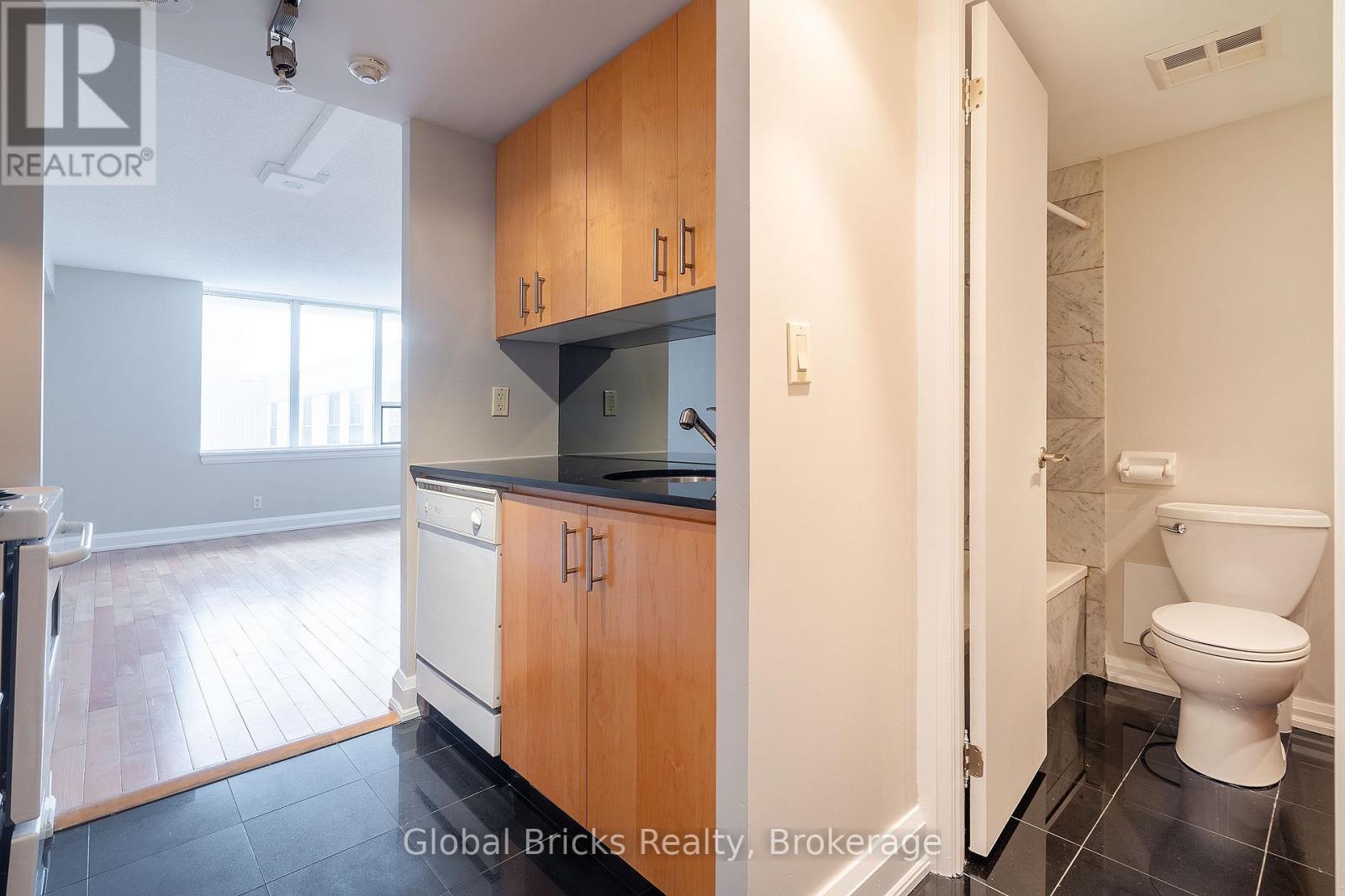 901- 2737 Keele Street, Toronto, ON photo 10