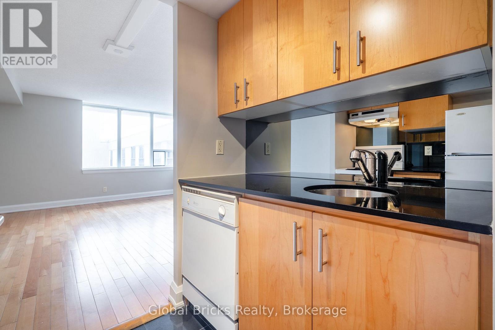 901- 2737 Keele Street, Toronto, ON photo 9