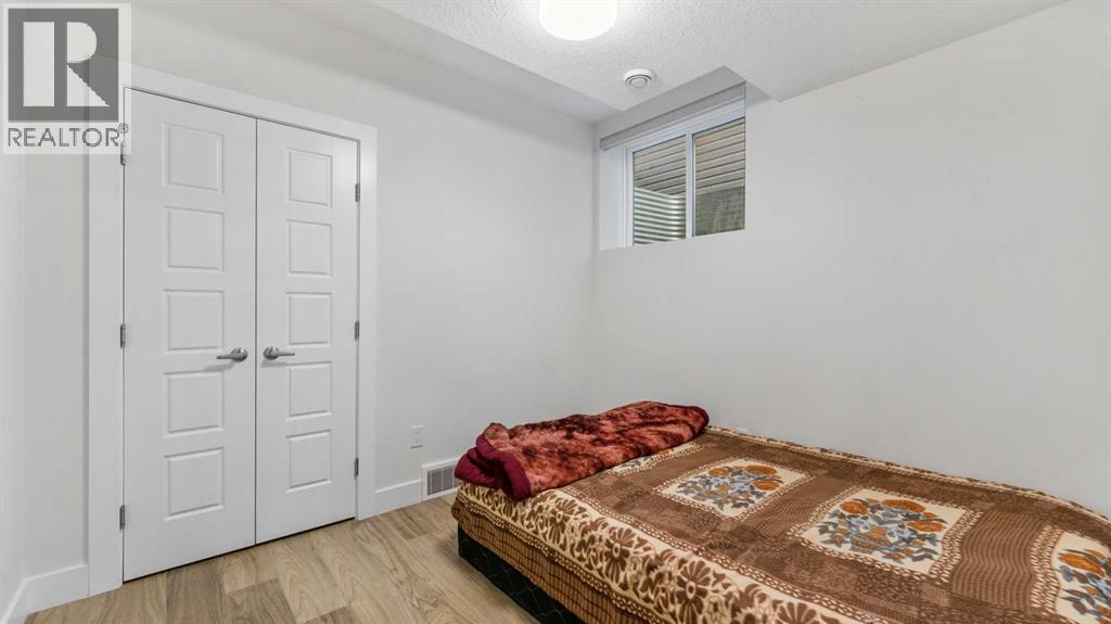 331 Savanna Way NE - 41