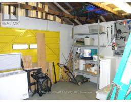 9714 Lake Road, Lambton Shores, ON N0N1J1 Photo 12