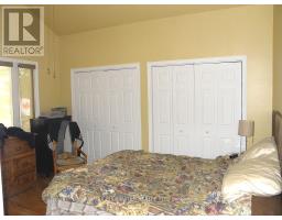 9714 Lake Road, Lambton Shores, ON N0N1J1 Photo 26