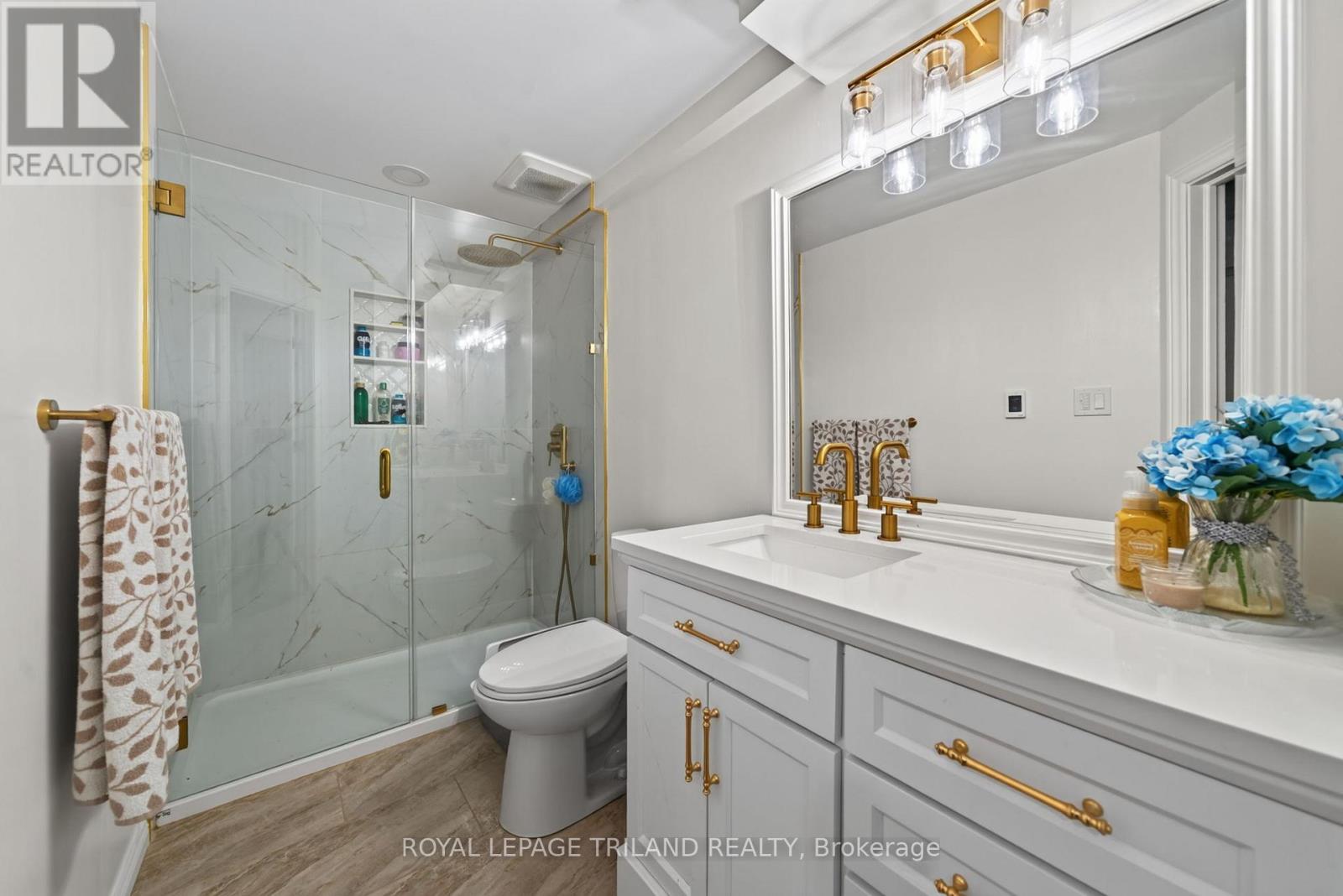5 MARTINET AVENUE - 32