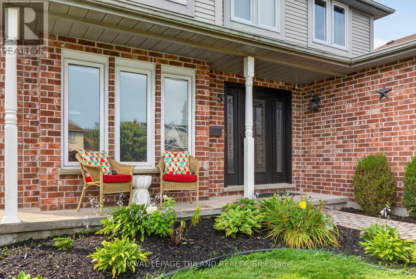 5 Martinet Avenue, London East (East I), Ontario, N5V4B6, London East (East I), Ontario — photo 4 of 5