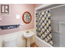 Foyer - 98 Saint-pierre Ouest Boulevard, Caraquet, NB E1W1B6 Photo 20