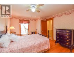 98 Saint-pierre Ouest Boulevard, Caraquet, NB E1W1B6 Photo 29