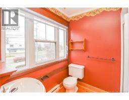 Bedroom - 98 Saint-pierre Ouest Boulevard, Caraquet, NB E1W1B6 Photo 18