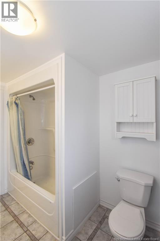 98 Saint-Pierre Ouest Boulevard - Image 46
