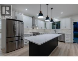 Kitchen - 6537 Fayette Rd, Port Alberni, BC V9Y8K3 Photo 11