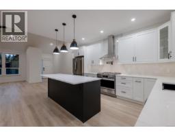 6537 Fayette Rd, Port Alberni, BC V9Y8K3 Photo 15