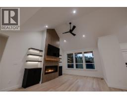 6537 Fayette Rd, Port Alberni, BC V9Y8K3 Photo 27