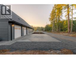 6537 Fayette Rd, Port Alberni, BC V9Y8K3 Photo 48