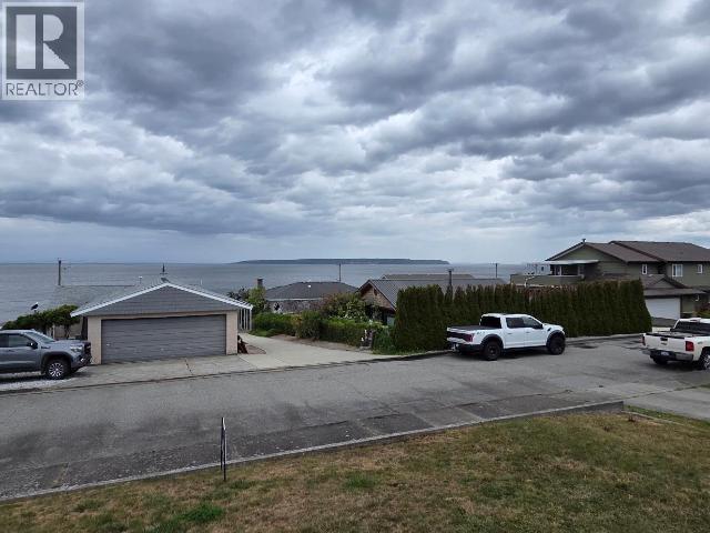 4038 WHALEN AVE, Powell River