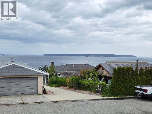 4038 WHALEN AVE, Powell River
