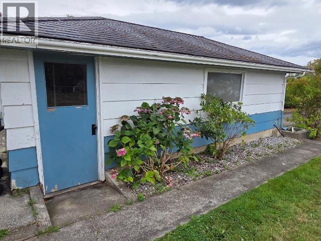 4038 WHALEN AVE, Powell River