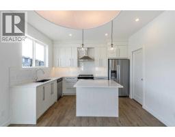 198 Dawson Harbour Hill, Chestermere, AB T1X2S4 Photo 11