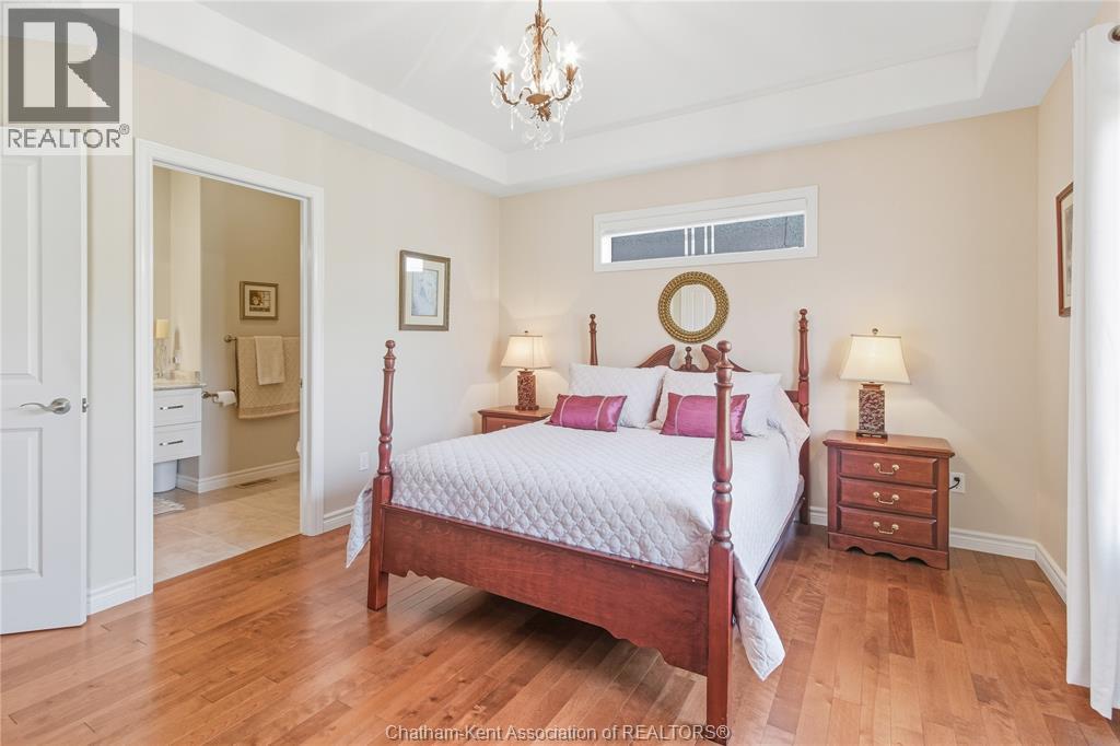 113 COTTAGE PLACE - 18