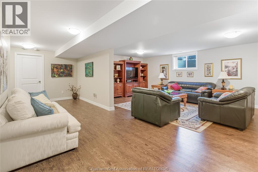 113 COTTAGE PLACE - 26