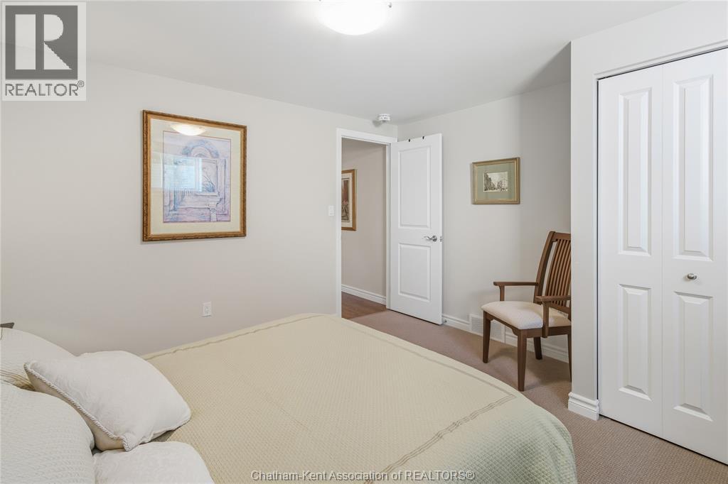 113 COTTAGE PLACE - 30