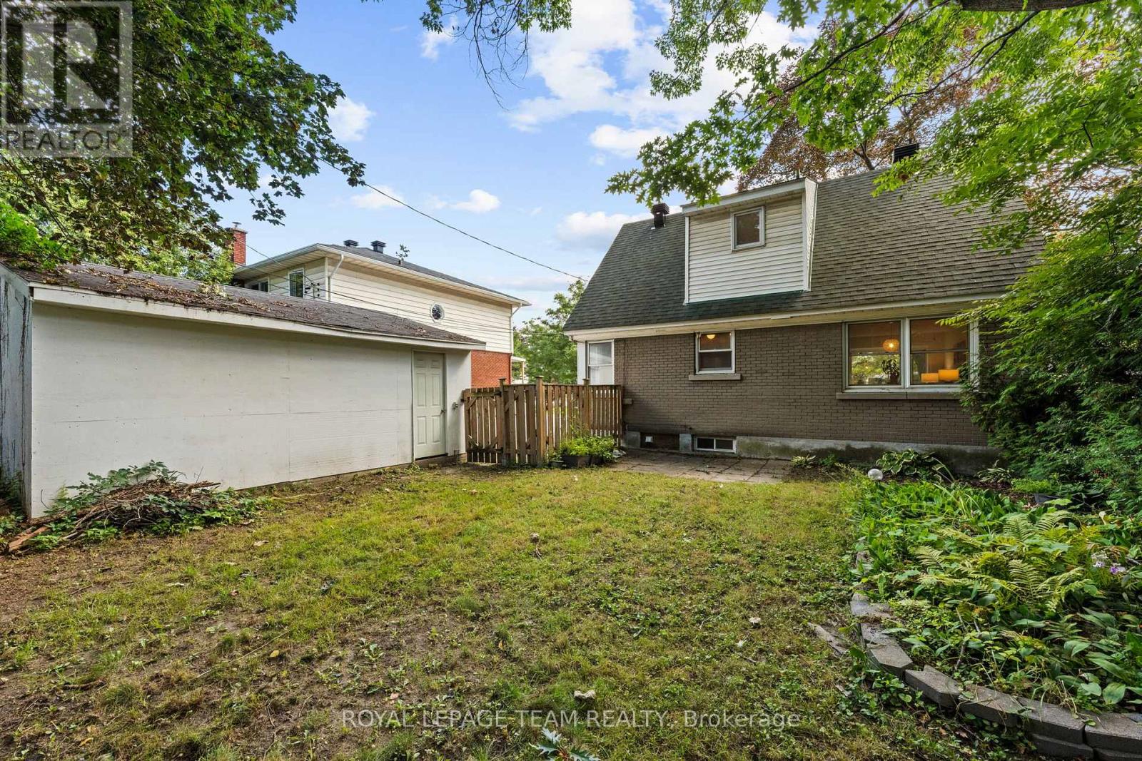 3 Bed, 1 Bath House for Sale in Ottawa – 873 SMYTH ROAD, Ottawa – MLS# X13741148 - Image 34