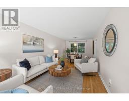 873 Smyth Road, Ottawa, ON K1G1P4 Photo 9
