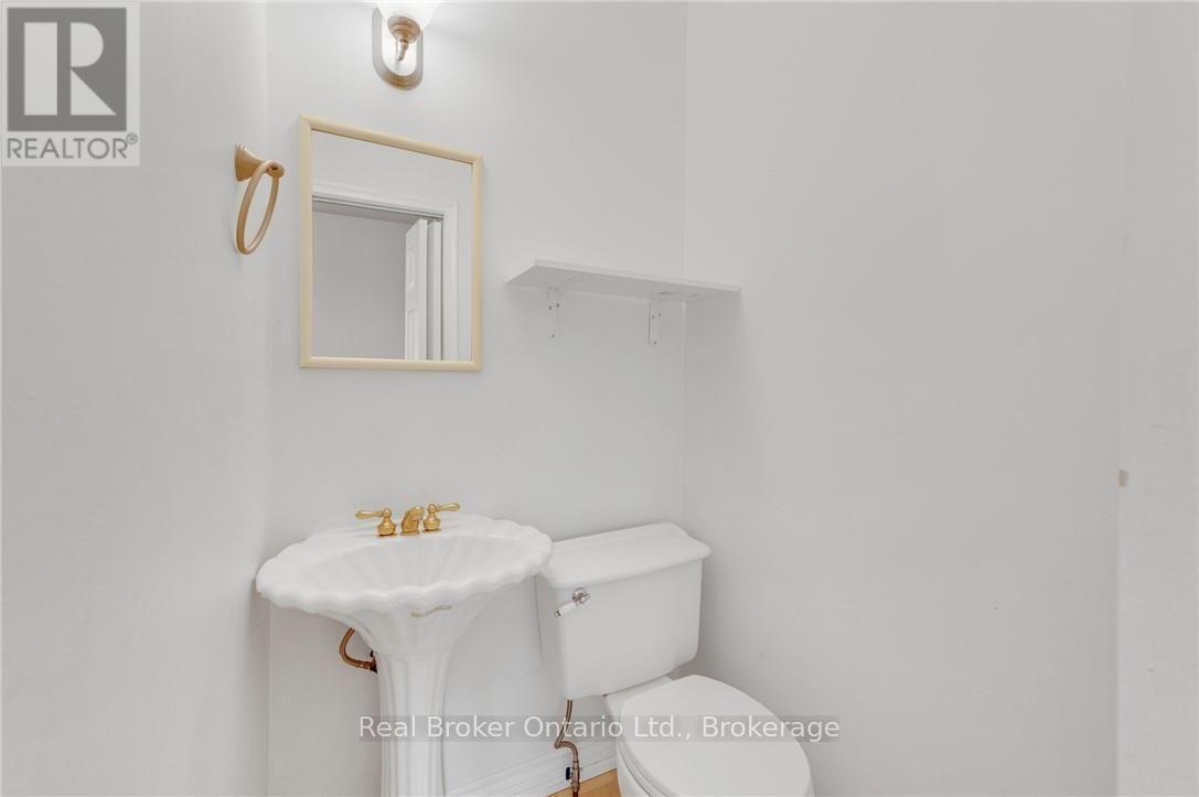 374 SPRUCE STREET - 28