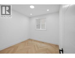 760 Savanna Crescent NE - photo 25