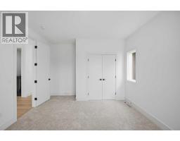 760 Savanna Crescent NE - photo 42