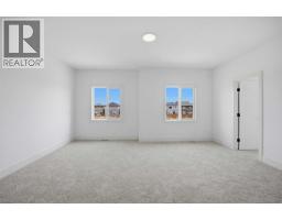 760 Savanna Crescent NE - photo 43