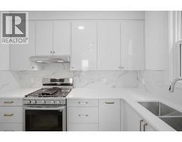 760 Savanna Crescent NE - photo 21