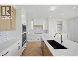 760 Savanna Crescent NE - photo 19
