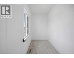 760 Savanna Crescent NE - photo 47