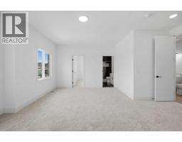 760 Savanna Crescent NE - photo 44