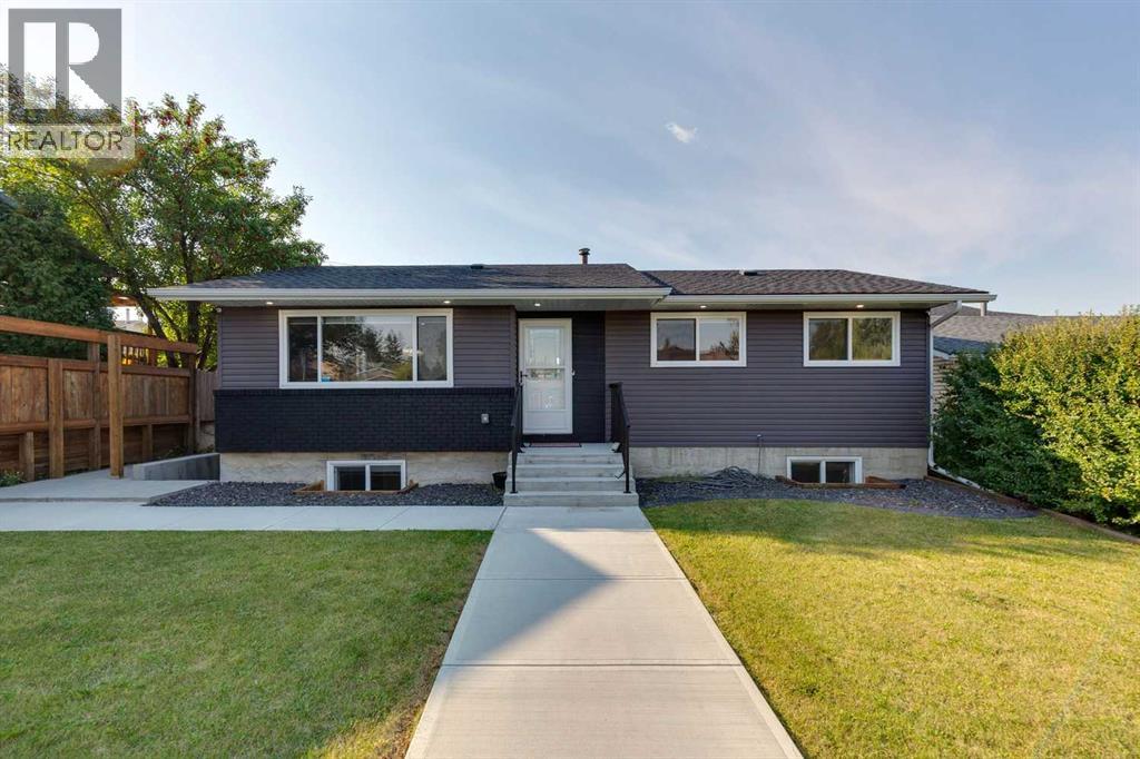 12 Rundleson Way Northeast, Calgary, Alberta, T1Y3N6, Calgary, Alberta — photo 2 of 5