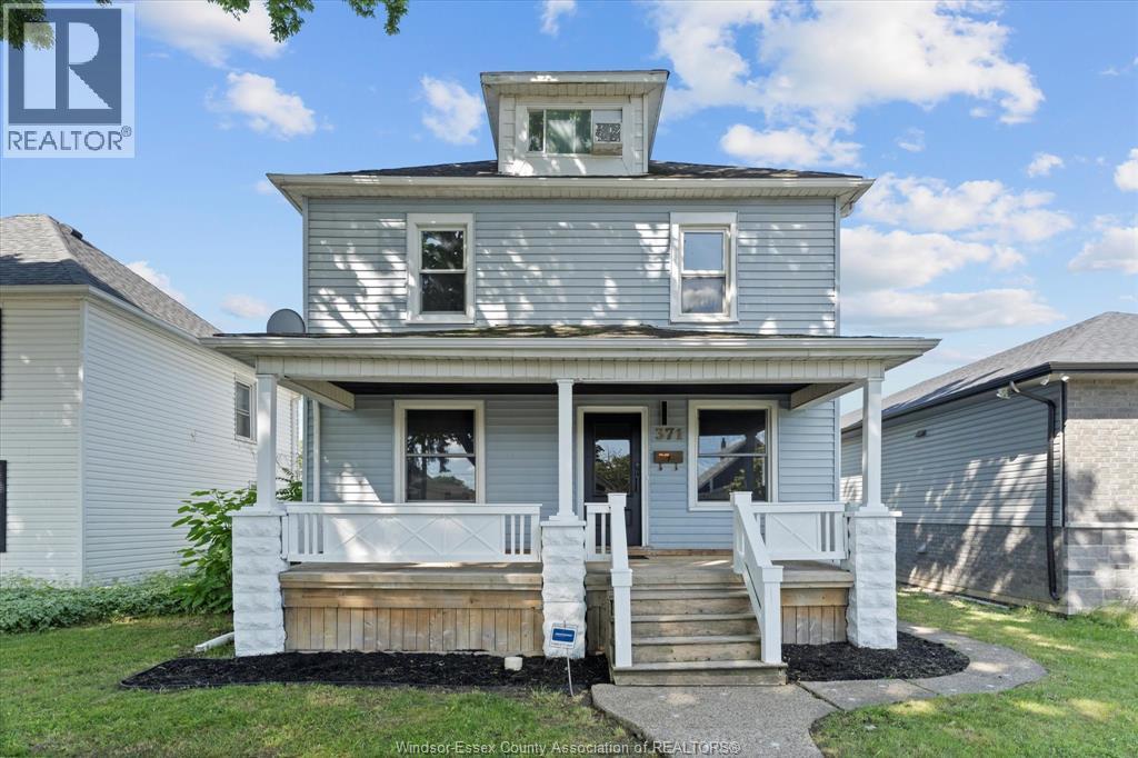 371 Curry, Windsor, Ontario, N9E2B6, Windsor, Ontario — photo 2 of 5