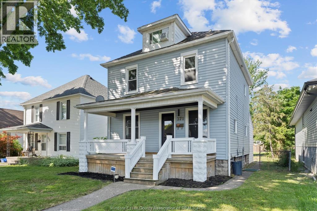 371 Curry, Windsor, Ontario, N9E2B6, Windsor, Ontario — photo 3 of 5
