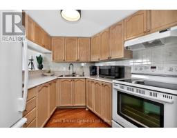 402 - 11 Beck Boulevard, Penetanguishene, ON L9M2G1 Photo 12
