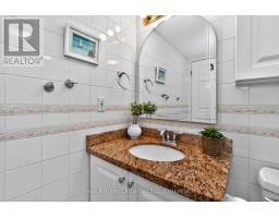 402 - 11 Beck Boulevard, Penetanguishene, ON L9M2G1 Photo 15