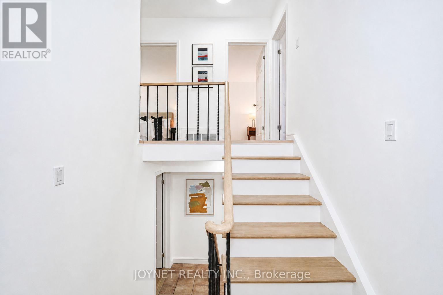 42 BRUCEDALE CRESCENT - 22