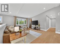 Living room - 1093 Highway 141 Drive, Seguin, ON P2A2W8 Photo 16