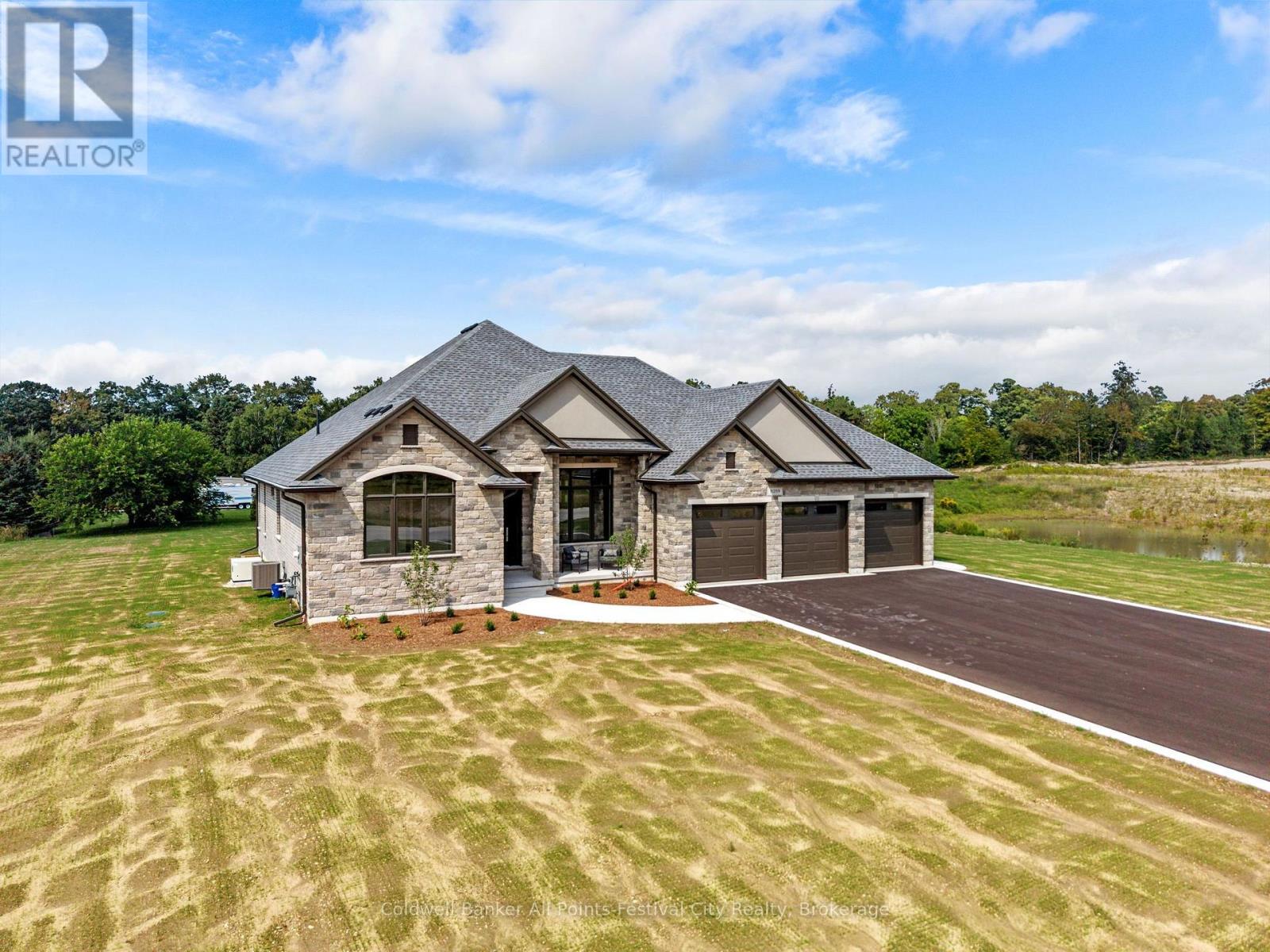 81289 Fern Drive, Ashfield-Colborne-Wawanosh (Colborne), Ontario, N7A3X8, Ashfield-Colborne-Wawanosh (Colborne), Ontario — photo 2 of 5