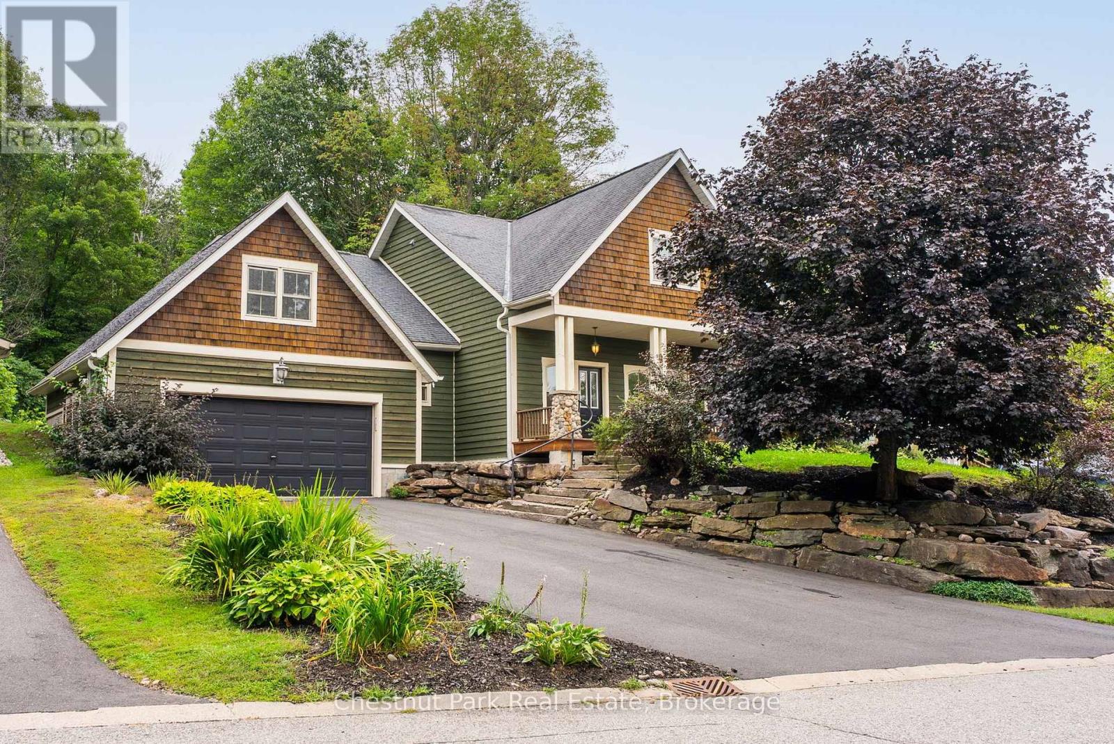 20 Morgan Heights Drive, Huntsville (Chaffey), Ontario, P1H1B7, Huntsville (Chaffey), Ontario — photo 2 of 5