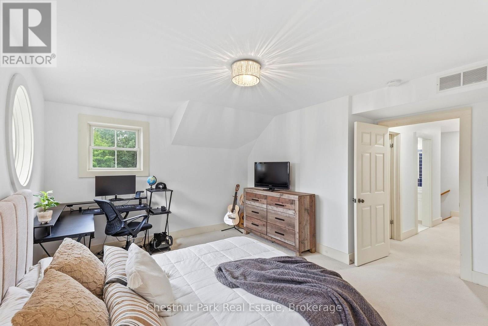 20 MORGAN HEIGHTS DRIVE - Image 32