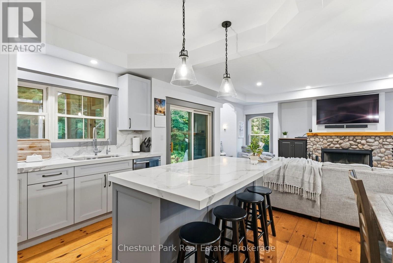 20 Morgan Heights Drive, Huntsville (Chaffey), Ontario, P1H1B7, Huntsville (Chaffey), Ontario — photo 5 of 5