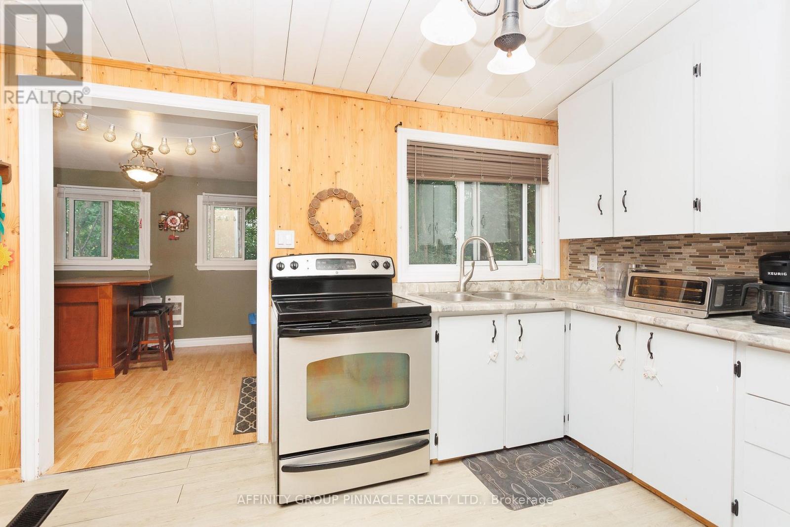 124 CAMERON DRIVE - 6