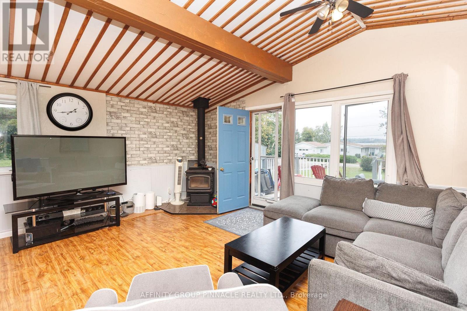 124 CAMERON DRIVE, Kawartha Lakes (Fenelon) — photo 9